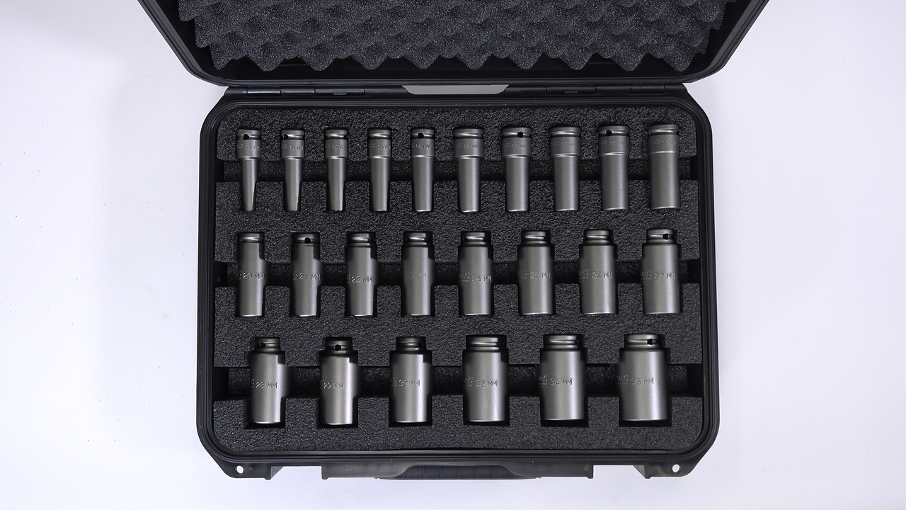 24 Piece Deep Well Socket Set Set Carry Case - M10 to M36 – HYTORC ...